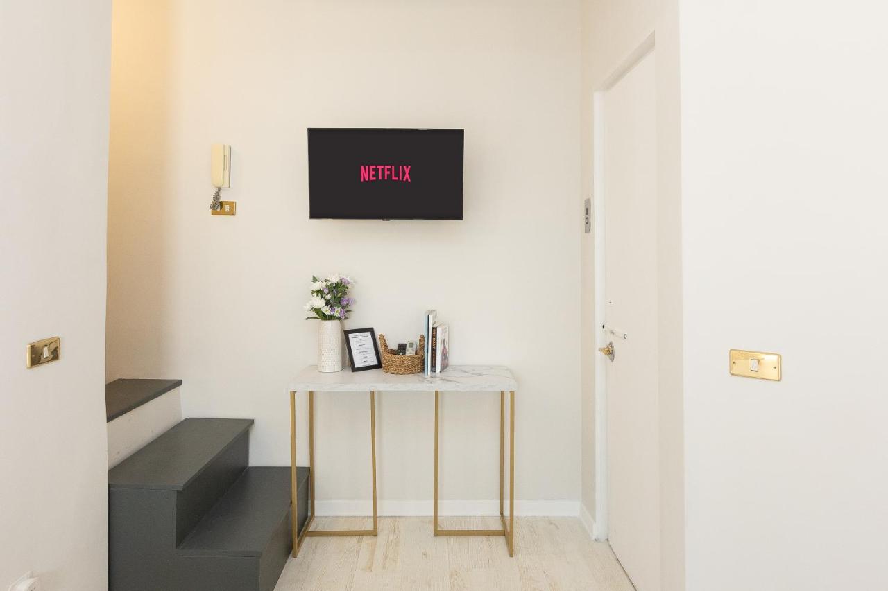 Hotel Tiny Studio Piazza Del Popolo Rom Exterior foto